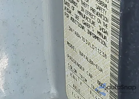 1997 Nissan Sentra Gle/Gxe/Xe z USA, uszkodzony, nr VIN 3N1AB41D3VL011238